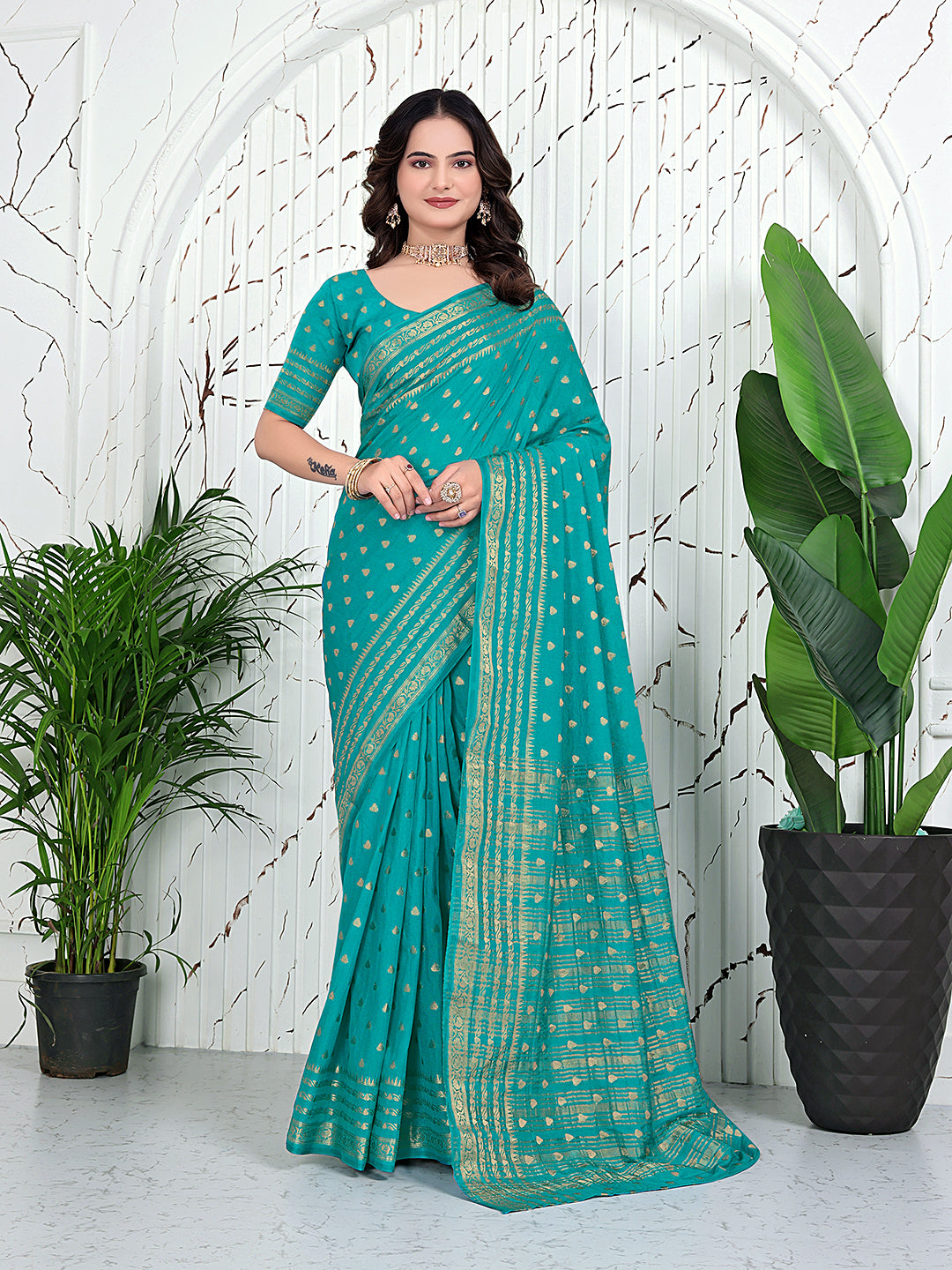 Banarasi Ready-to-Wear Jacquard Saree in Crepe Fabric