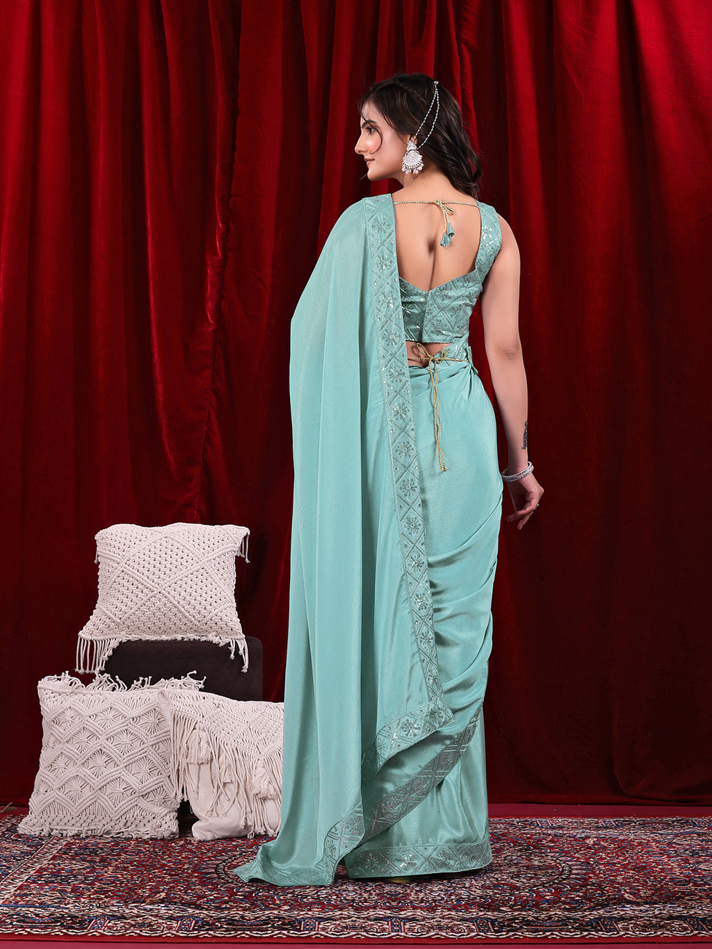 Chinon Solid Saree with Embroidered Lace Border
