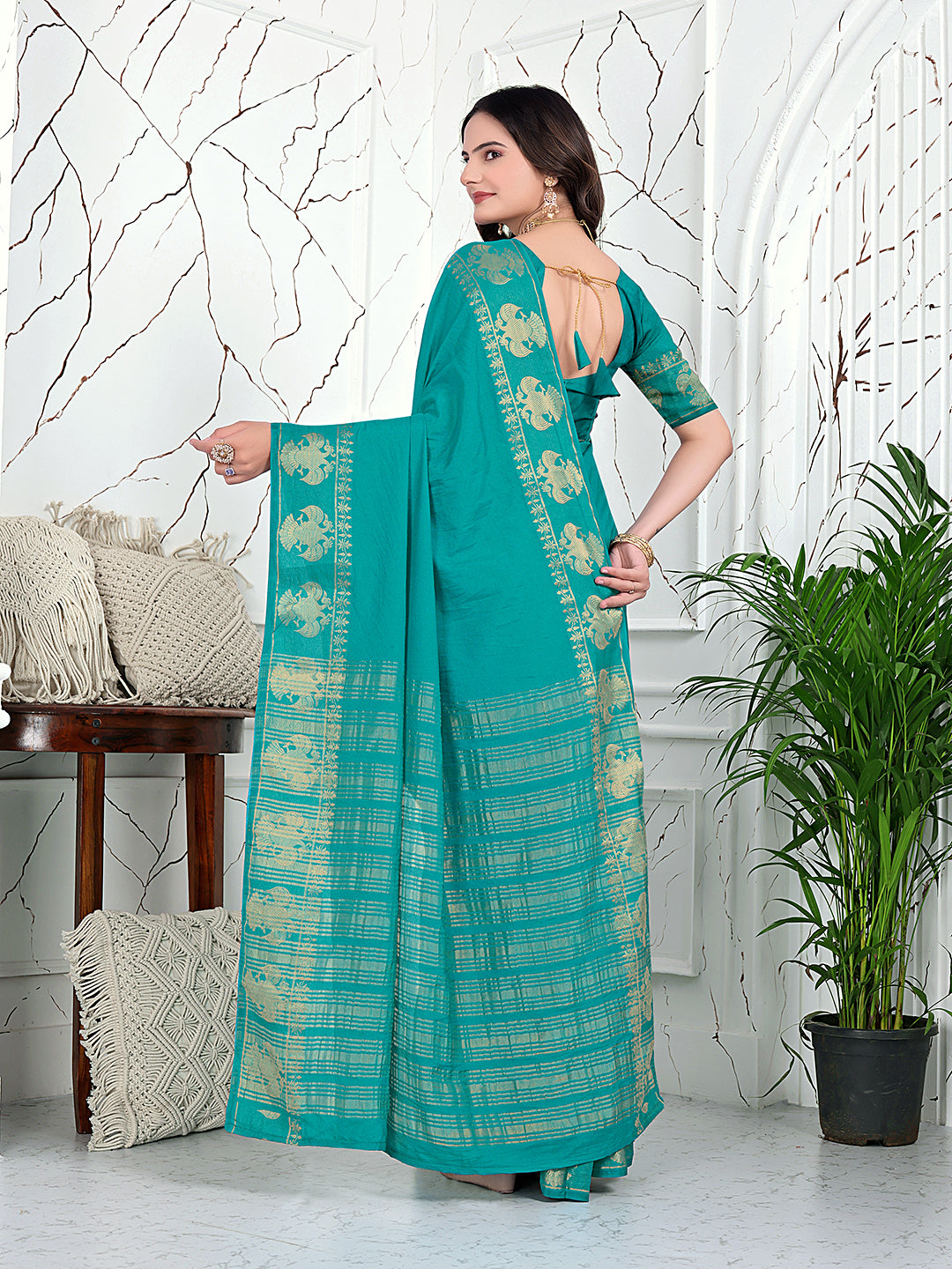 Ready-to-Wear Banarasi Jacquard Saree in Crepe Fabric