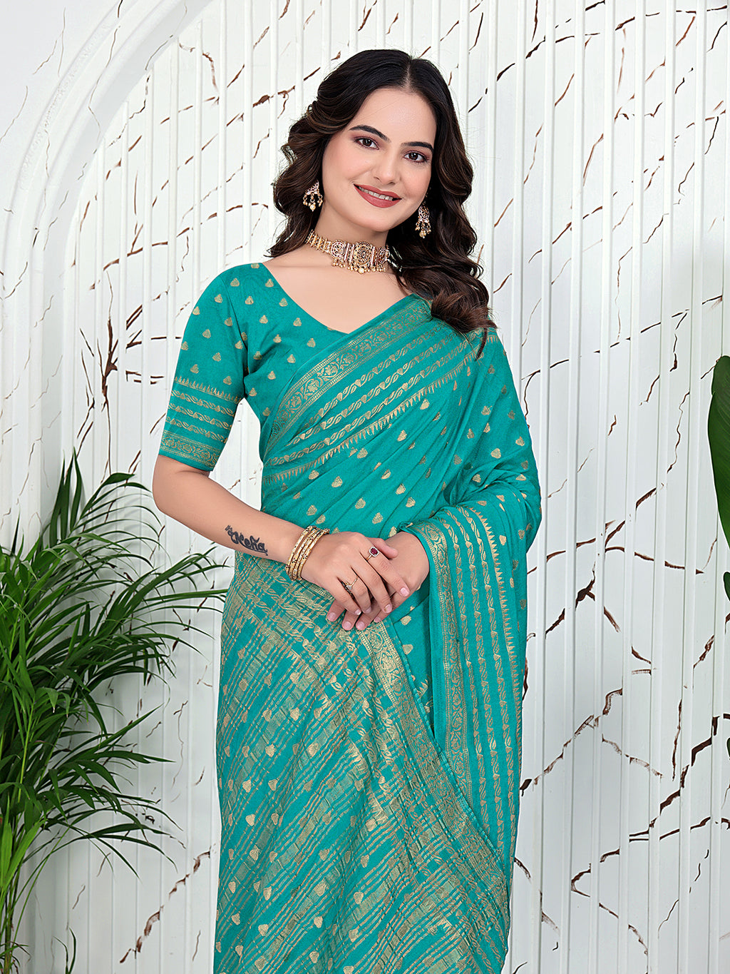Banarasi Ready-to-Wear Jacquard Saree in Crepe Fabric