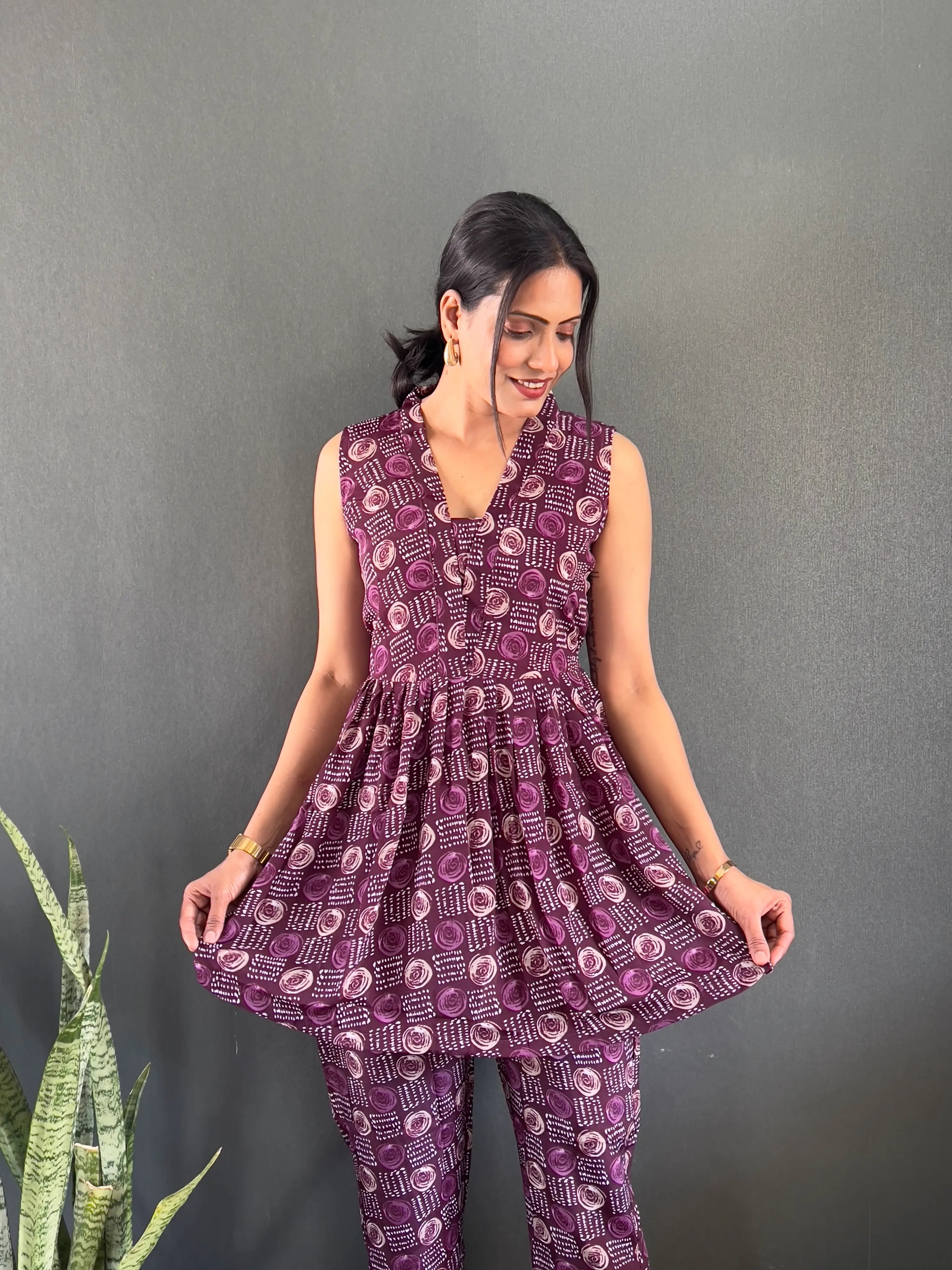 Printed V-Neck Co Ord Sets For Office Wear