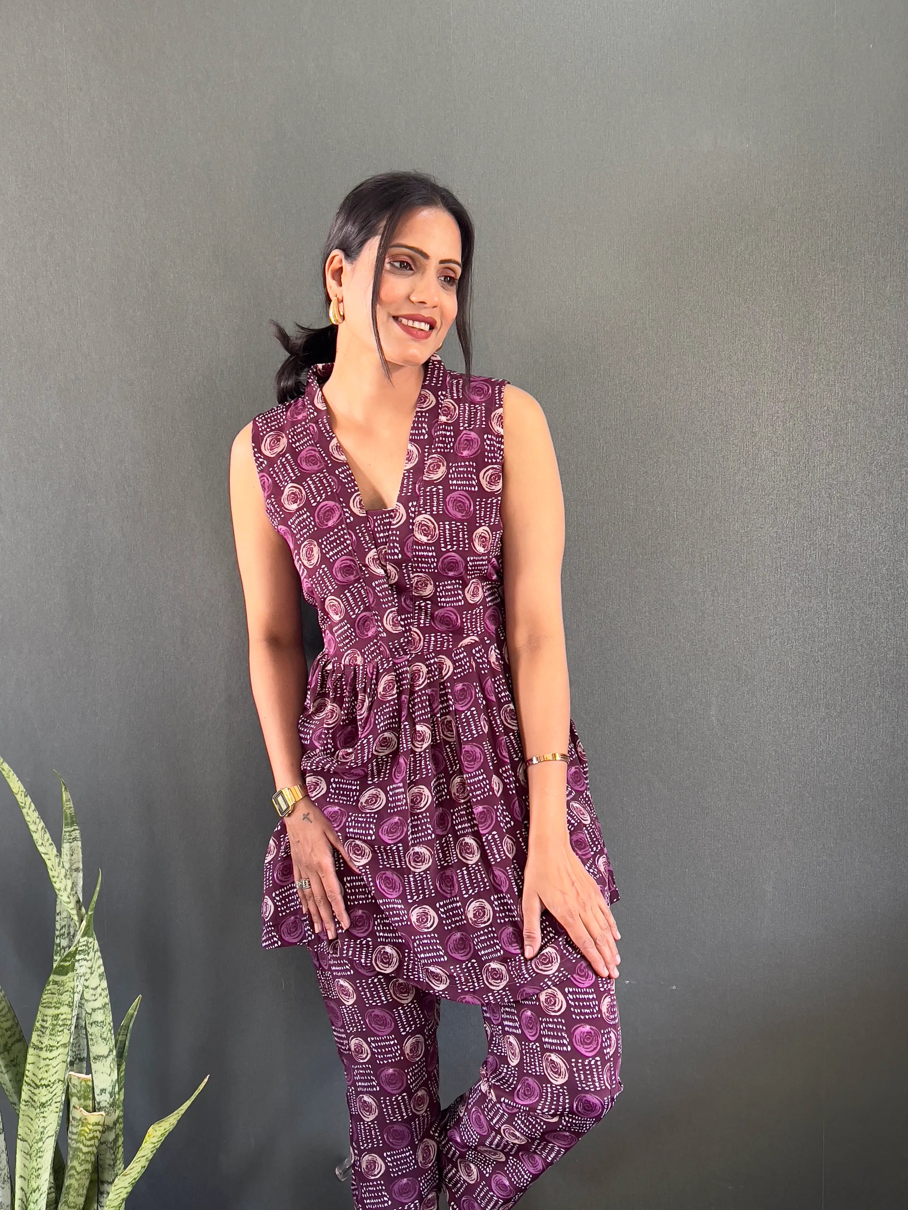Printed V-Neck Co Ord Sets For Office Wear