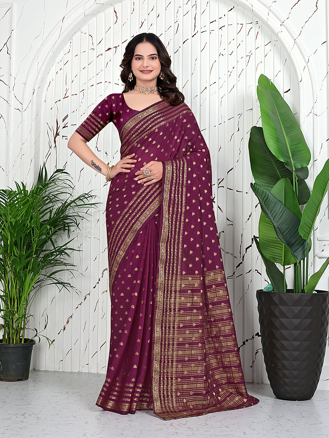 Banarasi Ready-to-Wear Jacquard Saree in Crepe Fabric