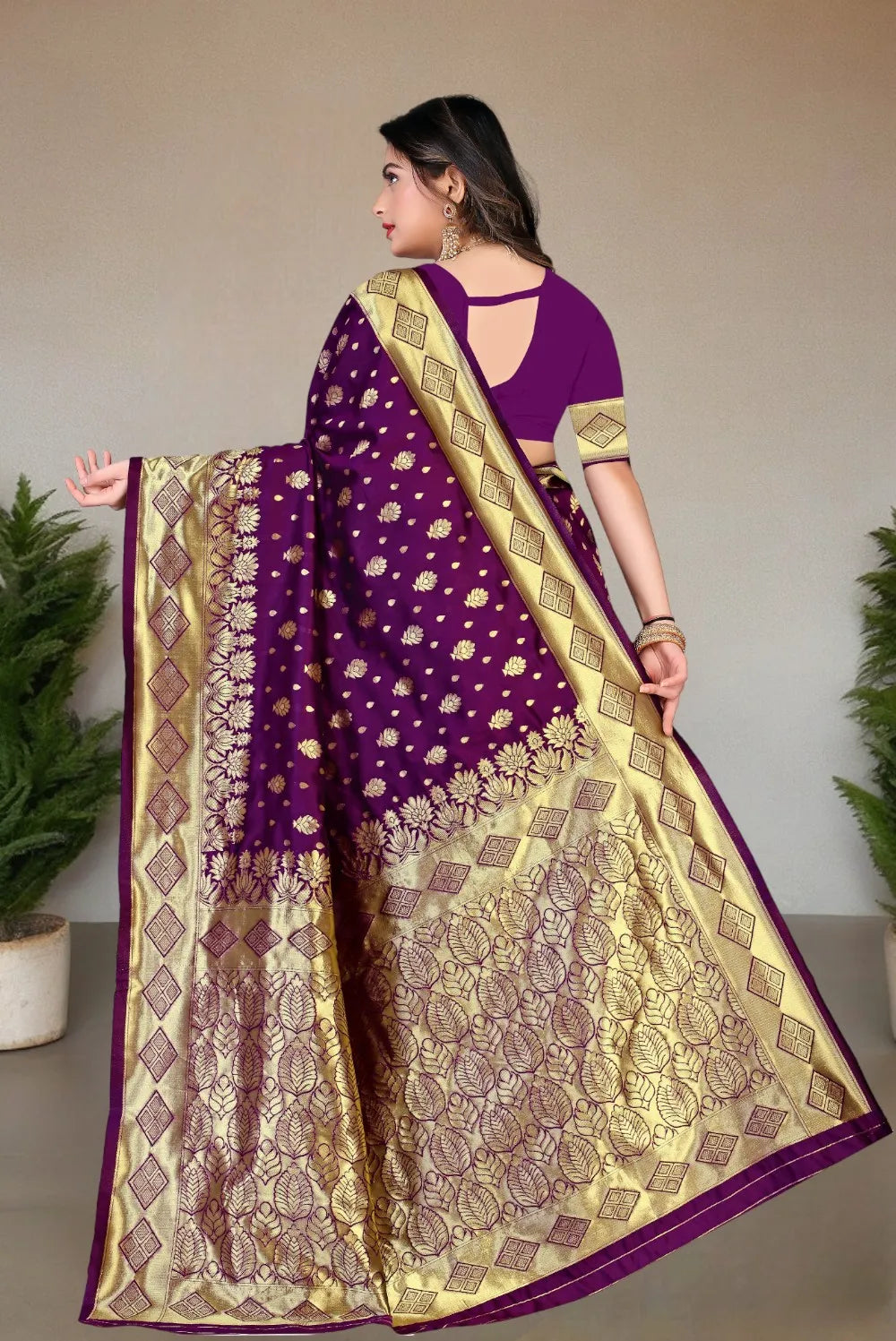 Pionex Woven Kanjivaram Jacquard Pure Silk Saree