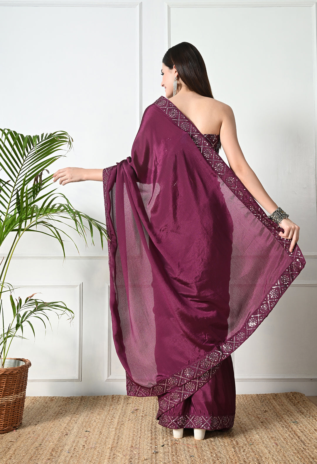 Chinon Solid Saree with Embroidered Lace Border