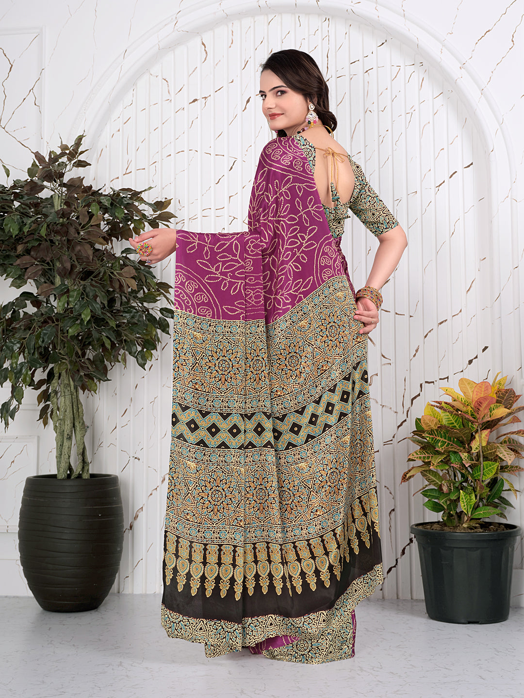 Abstract Printed Pure Crepe Silk Saree