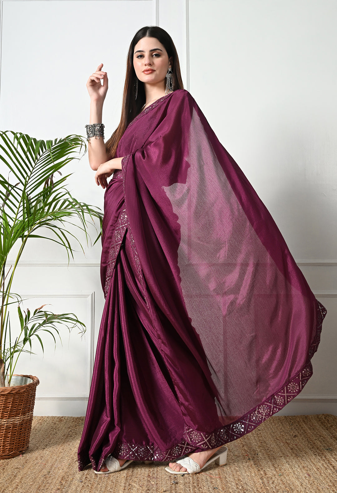 Chinon Solid Saree with Embroidered Lace Border