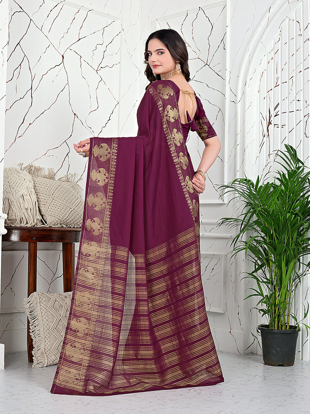 Ready-to-Wear Banarasi Jacquard Saree in Crepe Fabric