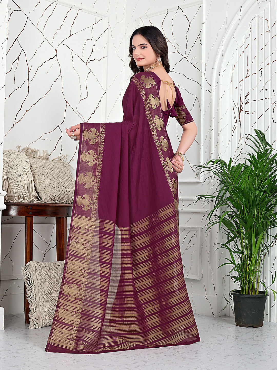 Ready-to-Wear Banarasi Jacquard Saree in Crepe Fabric