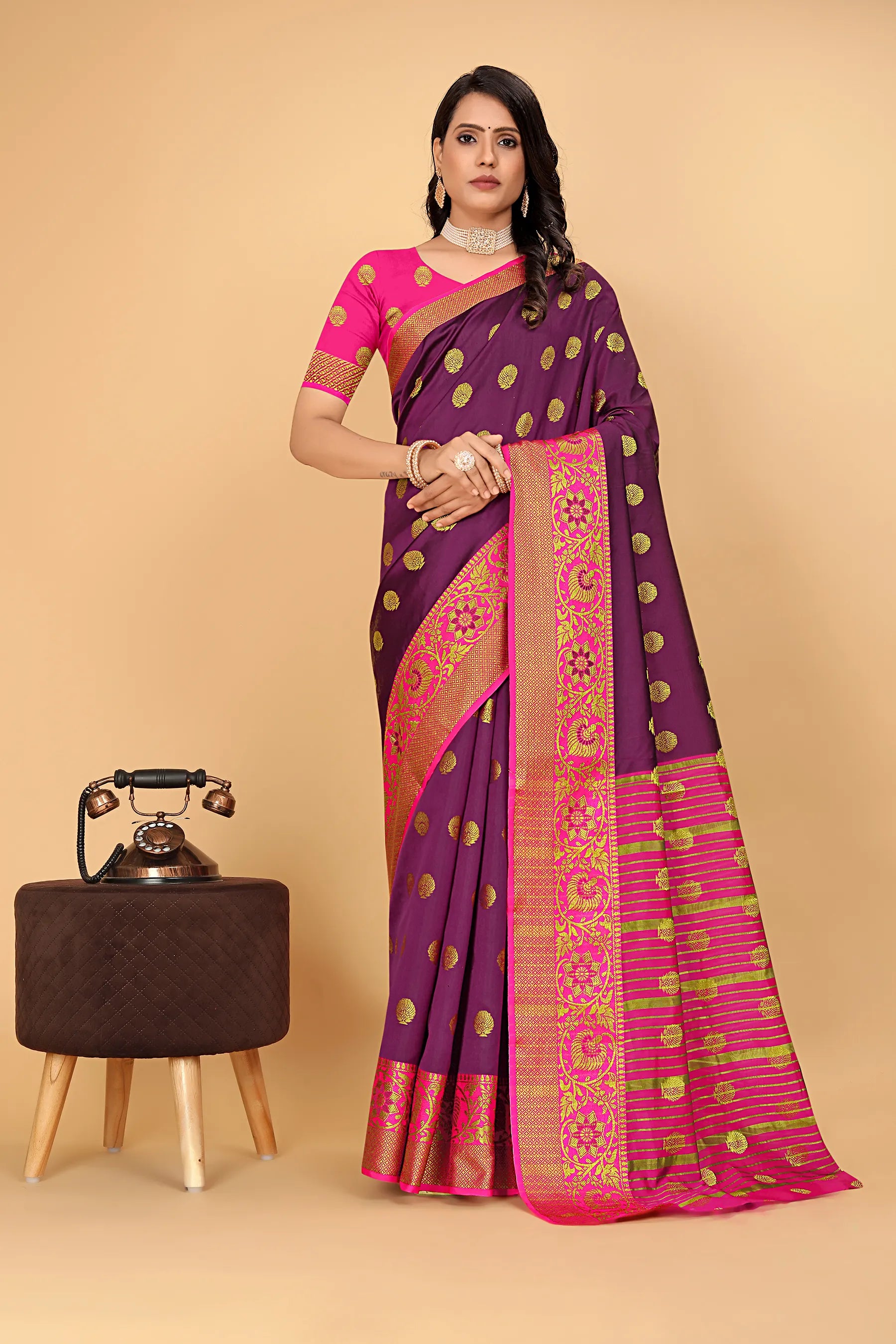 Pionex Woven Katan Kanjivaram Soft Lichi Silk Sarees