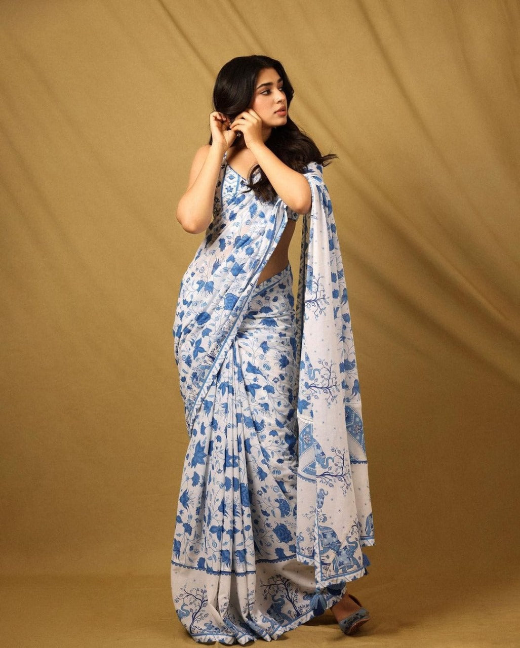 Georgette Fabric with Heavy Digital Print & Mono Lace Border