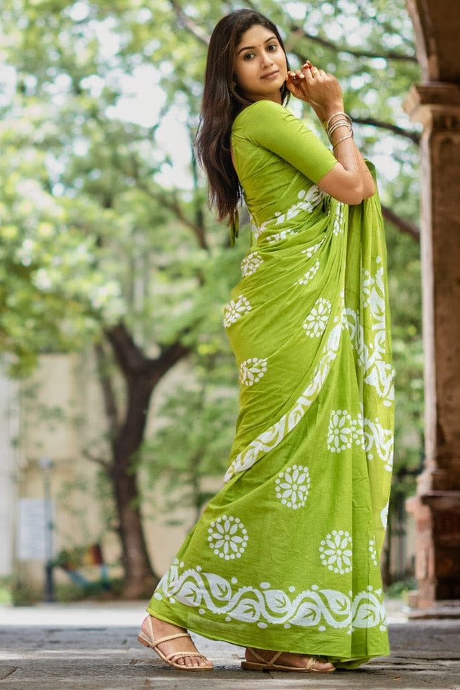 Abstract Print Mulmul Cotton Party Wear Saree