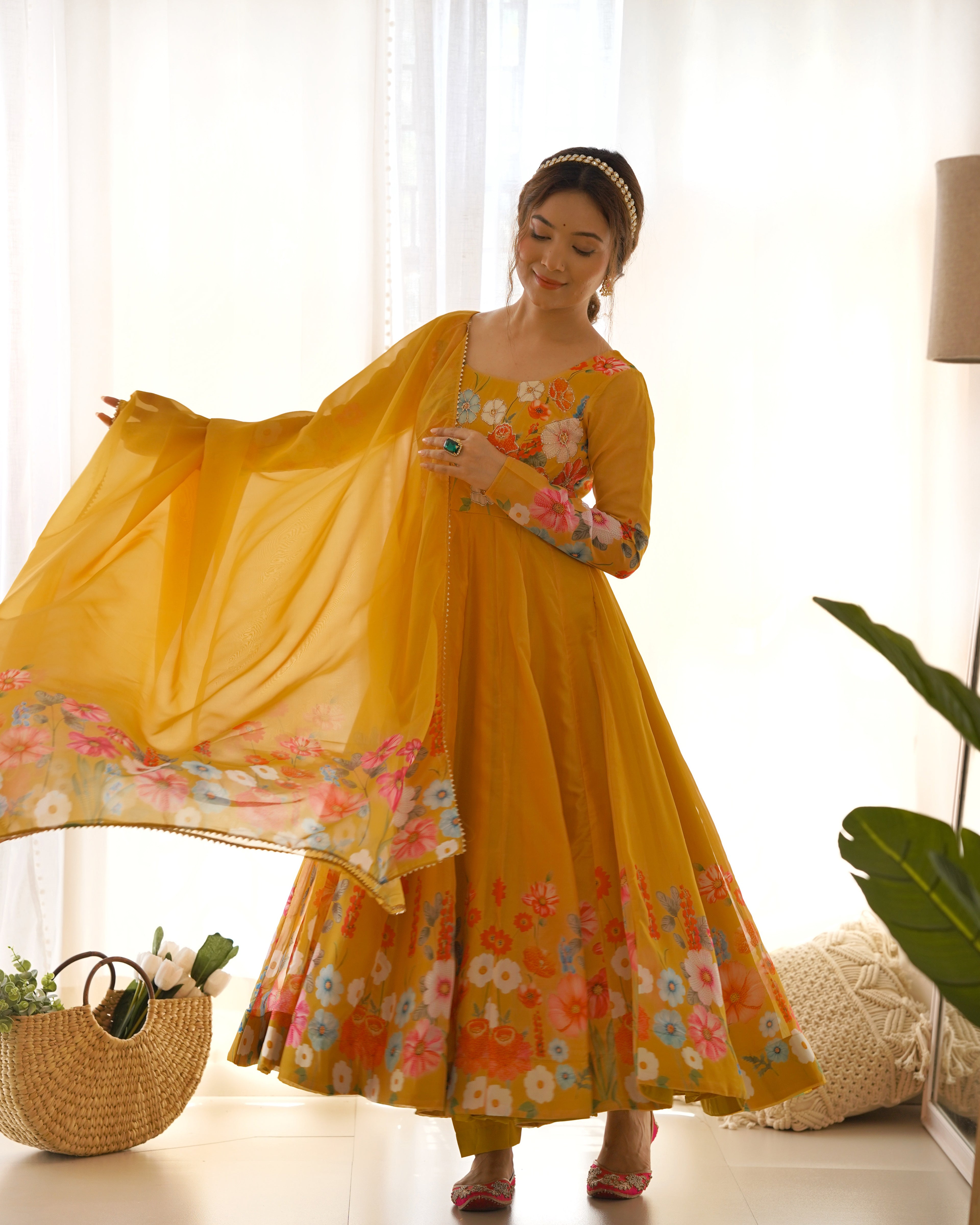 Women Floral Printed Organza Silk Flared Anarkali Kurta Set