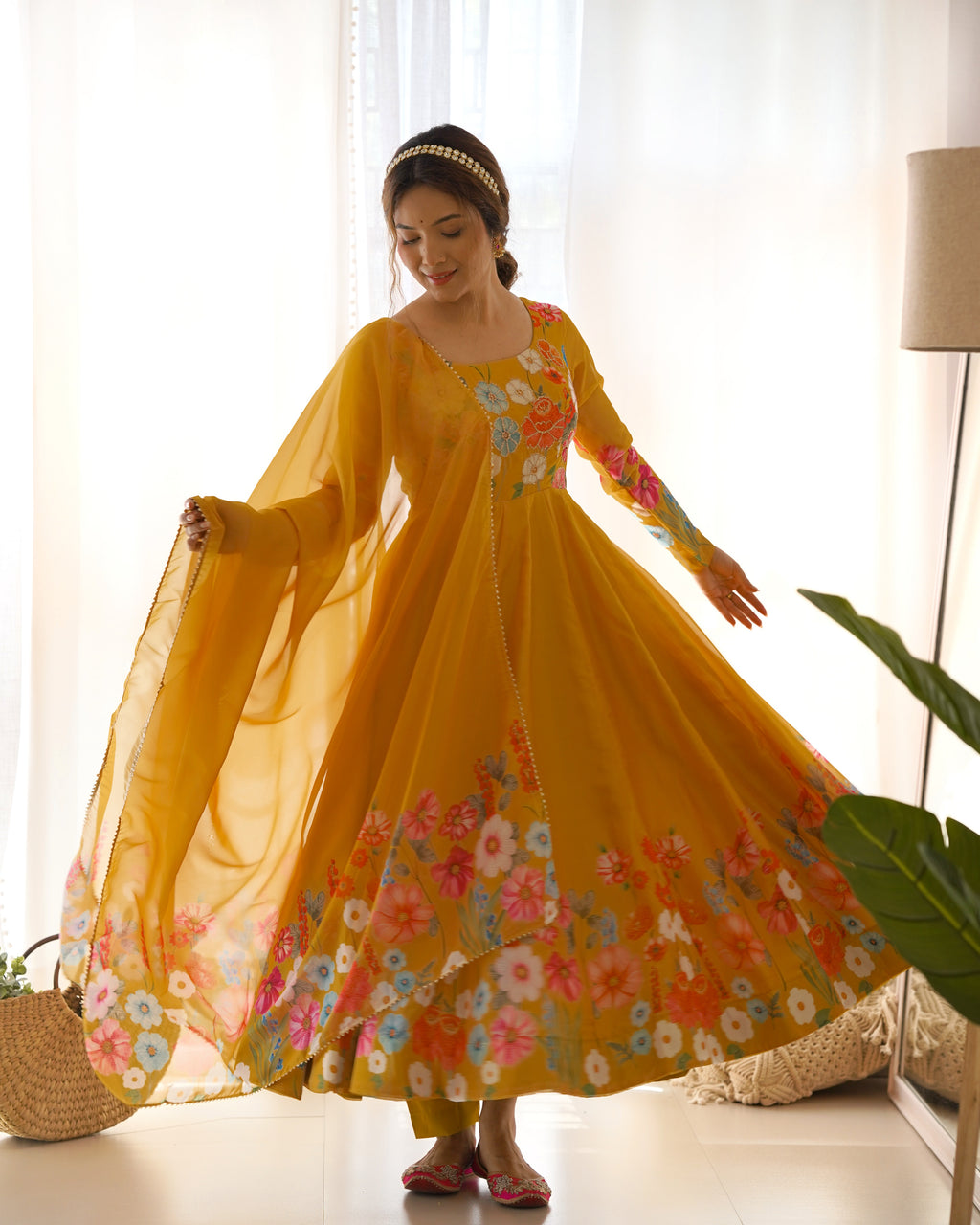Women Floral Printed Organza Silk Flared Anarkali Kurta Set