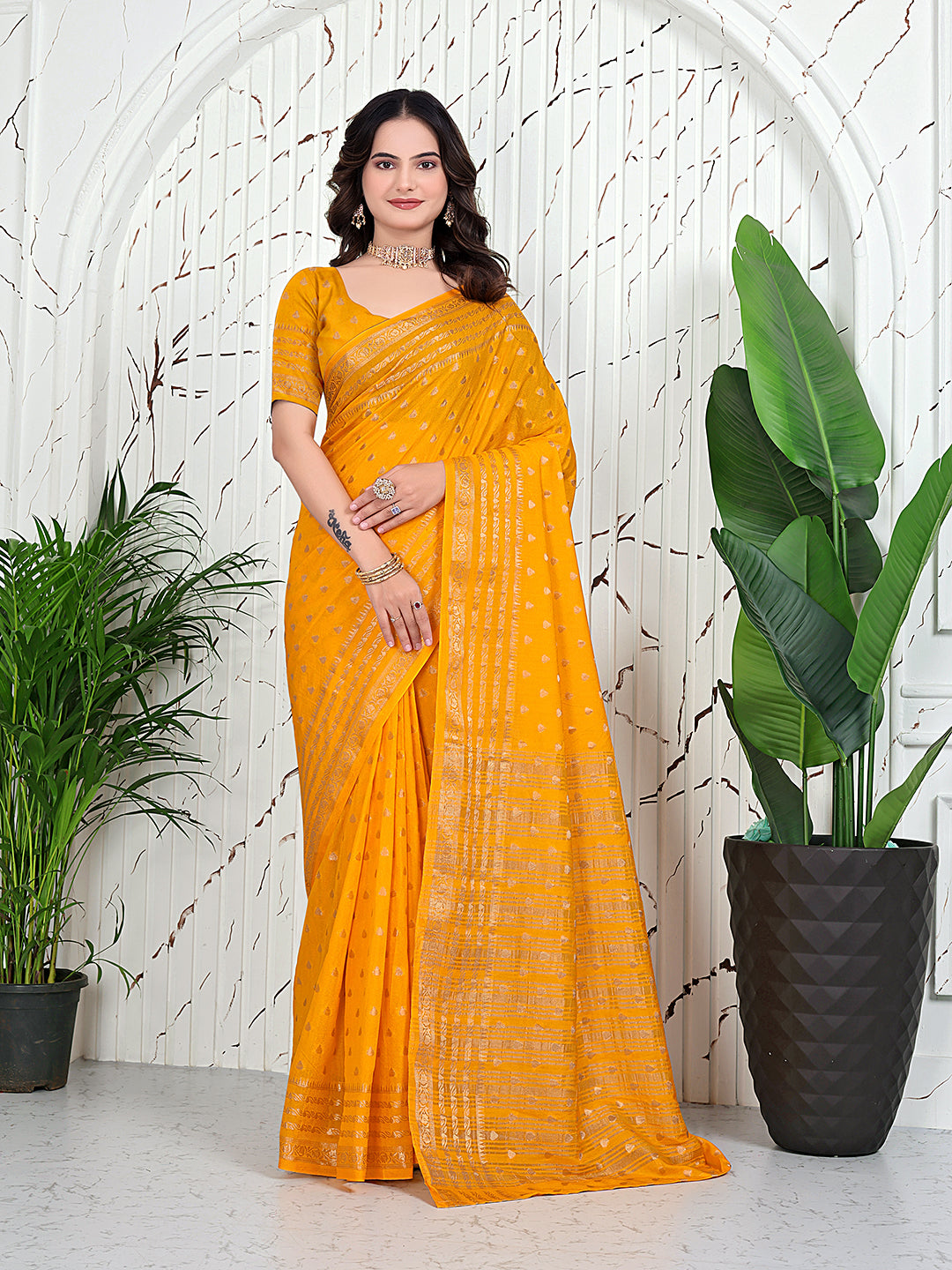 Banarasi Ready-to-Wear Jacquard Saree in Crepe Fabric