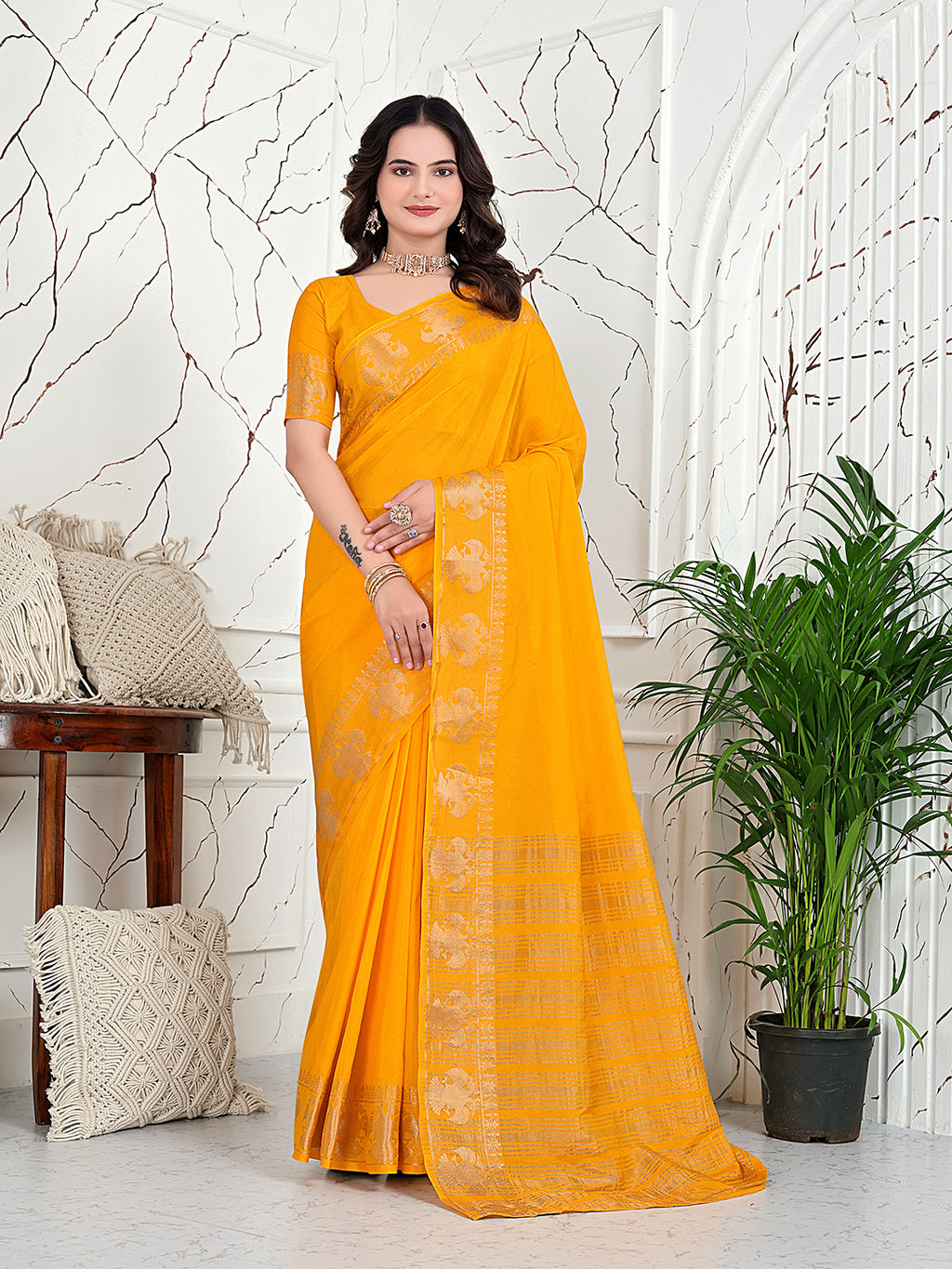 Ready-to-Wear Banarasi Jacquard Saree in Crepe Fabric