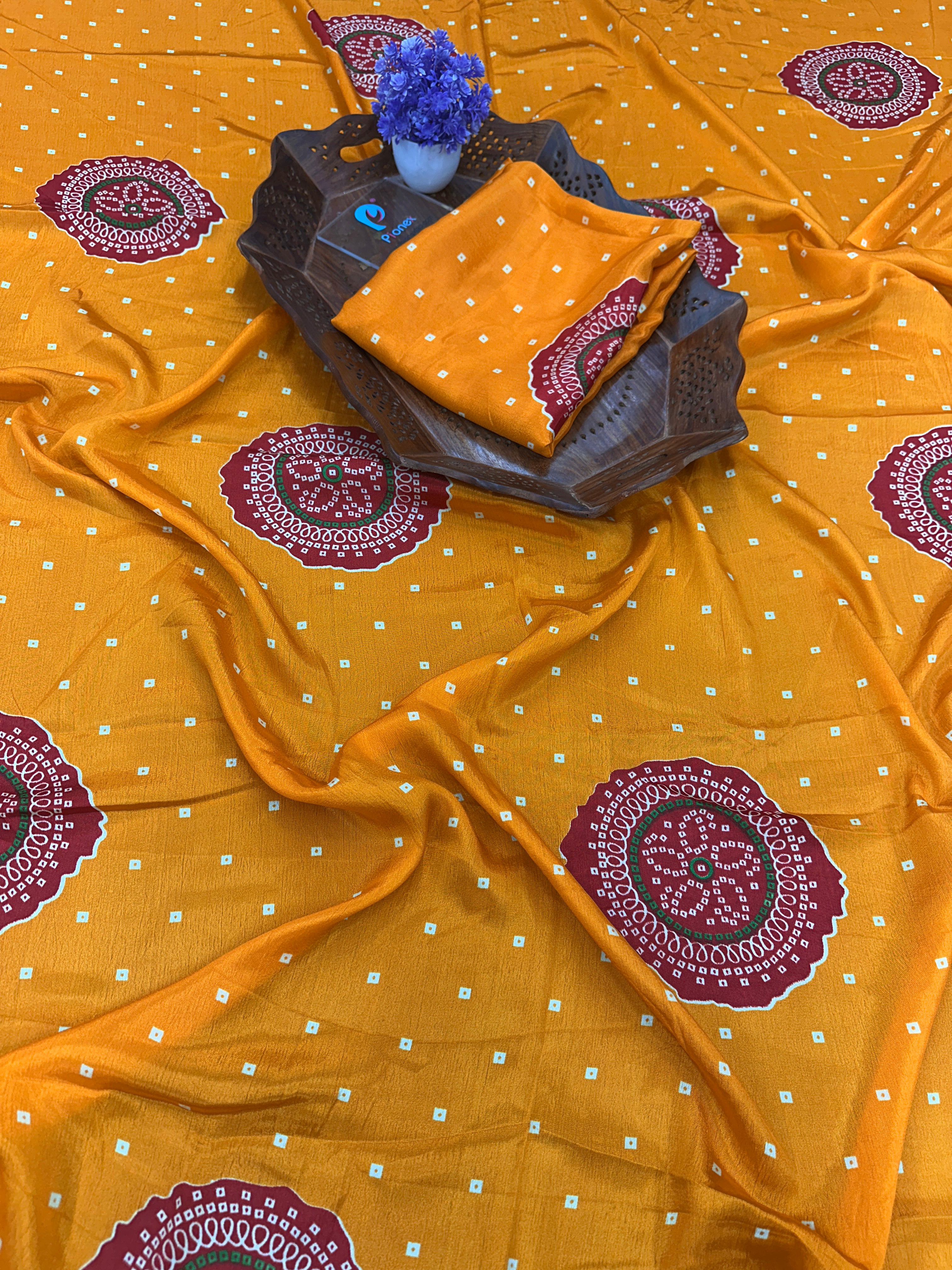 Trendy Chinnon Saree with Jaipuri Bandhani Print and Blouse Piece