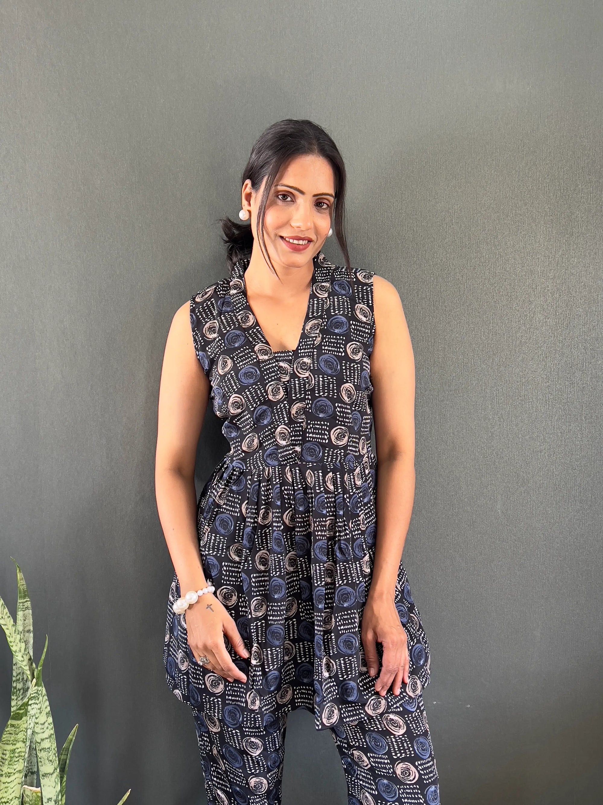 Printed V-Neck Co Ord Sets For Office Wear