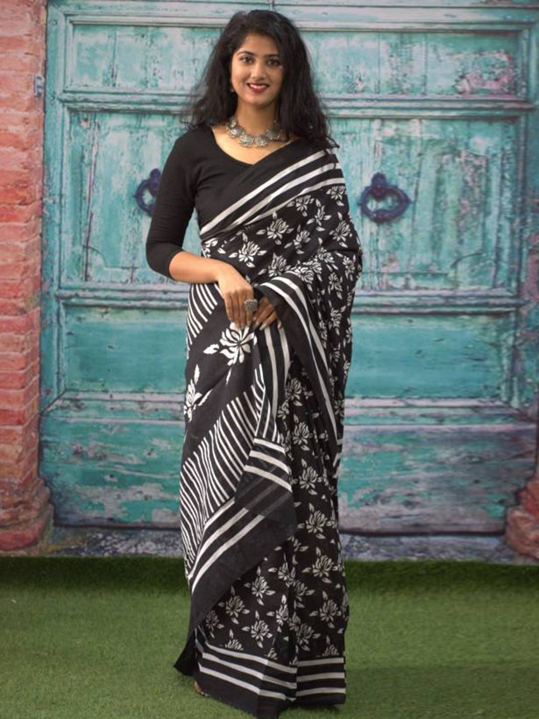 Jaipuri Mul Cotton Printed Saree for Women | Batik & Hand Block Inspired Floral Print Soft Cotton Saree with Unstitched Blouse Piece