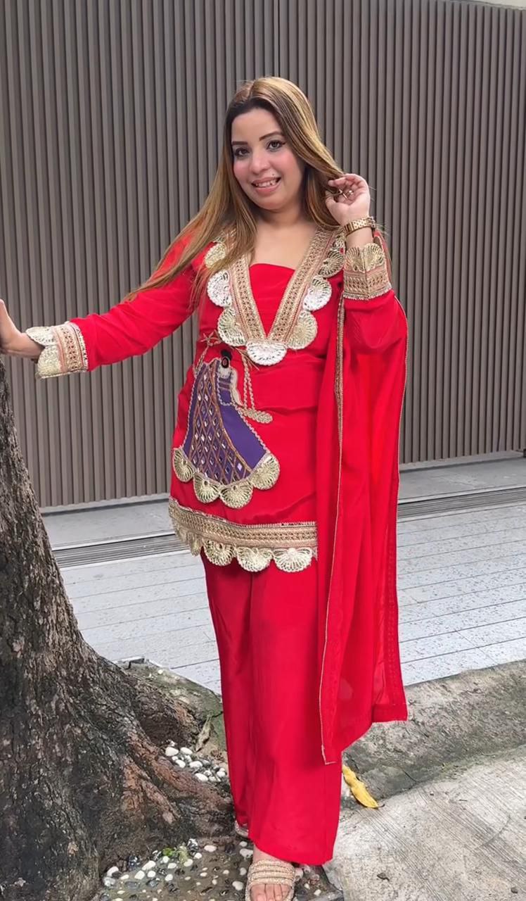 Festive Rani Pink Kurta Set with Peacock Embroidery & Gota Work