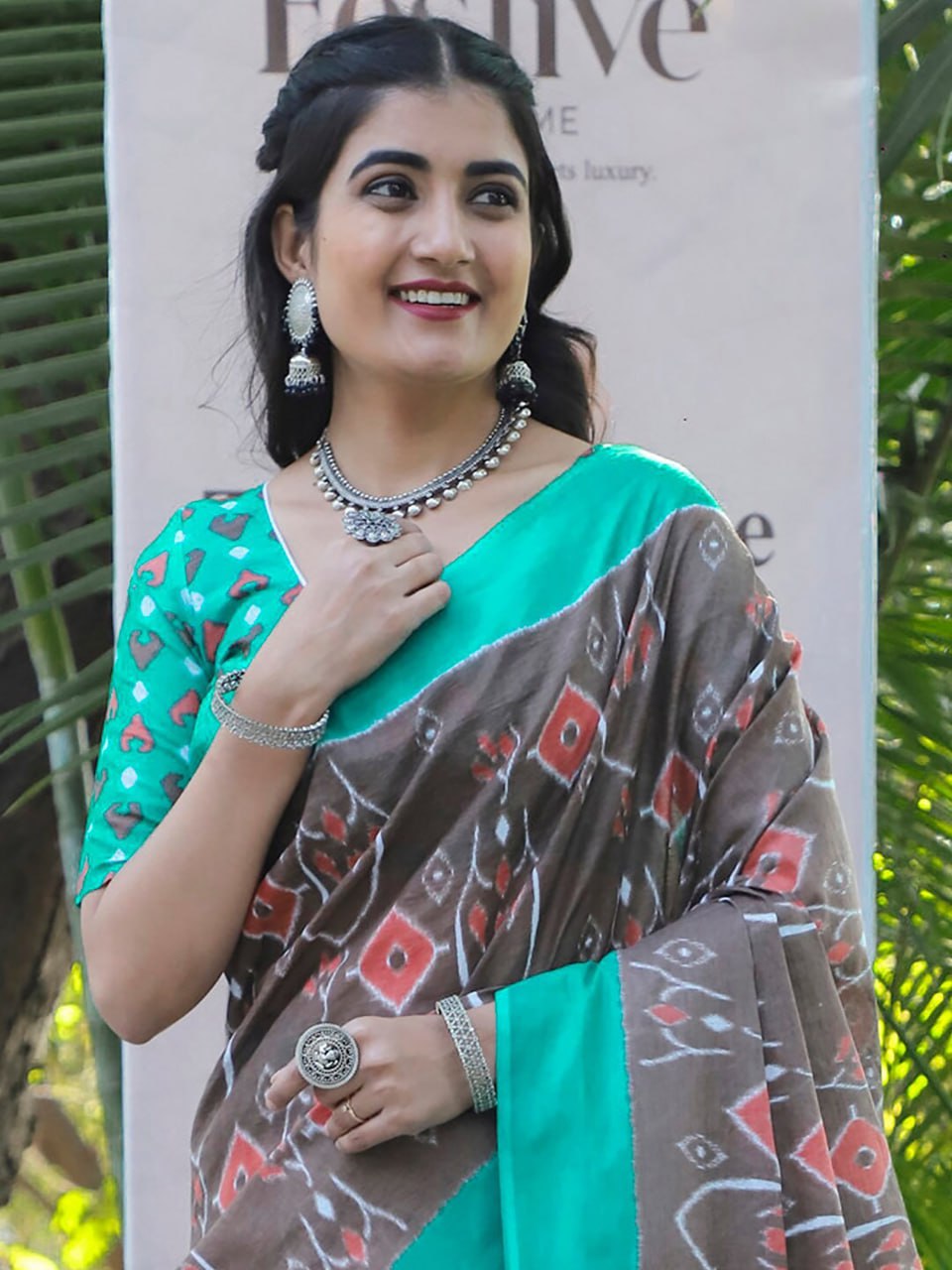 Abstract Mulmul Cotton Printed Saree