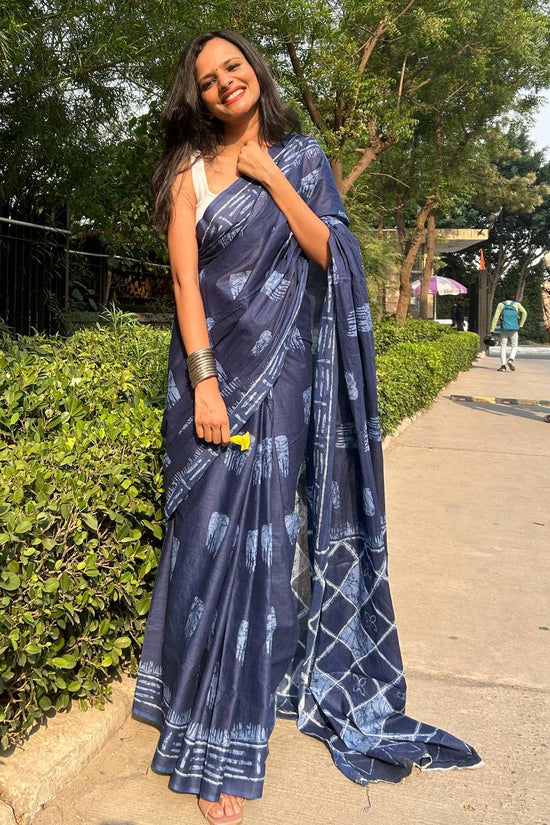Mulmul Cotton Abstract Printed Saree