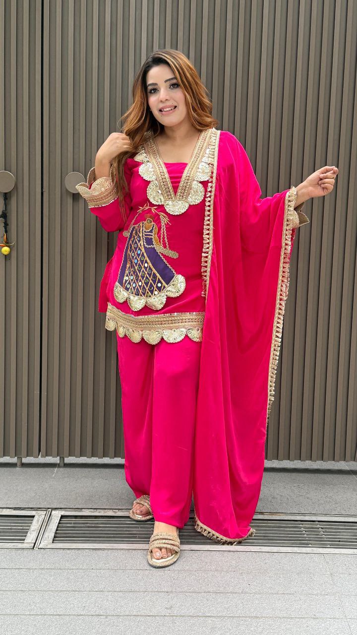 Festive Rani Pink Kurta Set with Peacock Embroidery & Gota Work