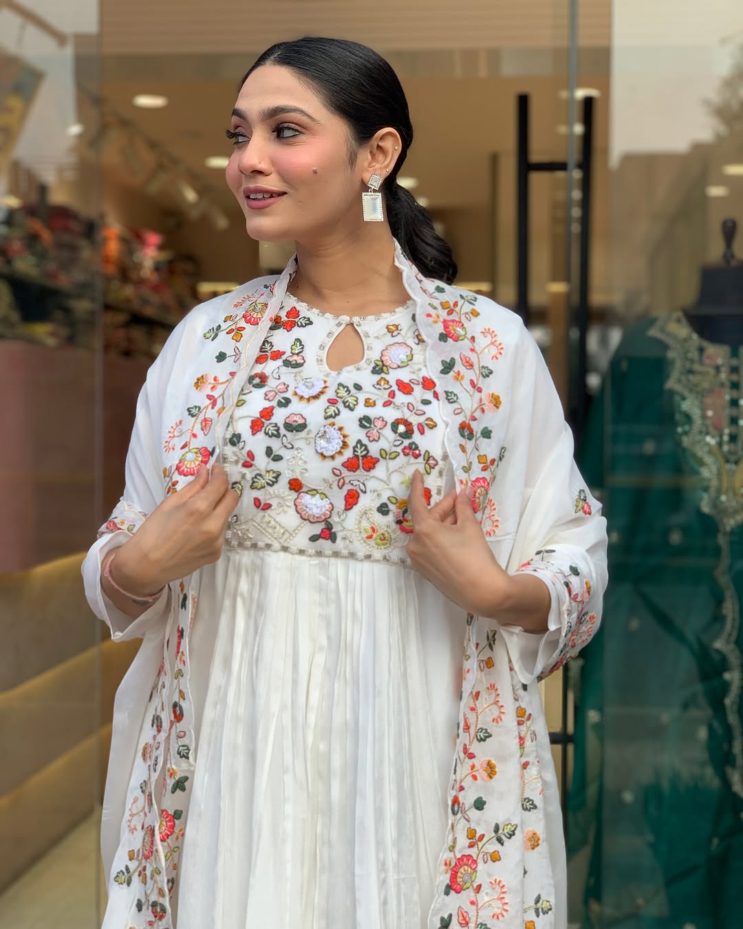 White Embroidered Cotton Silk Kurta Set with Dupatta Set