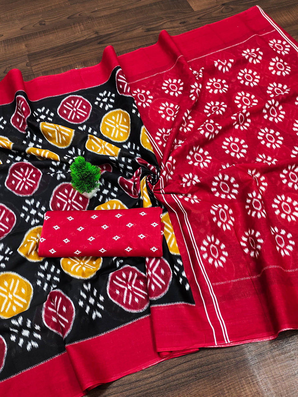 Trendy Mulmul Cotton Ikkat Hand Block Print Saree