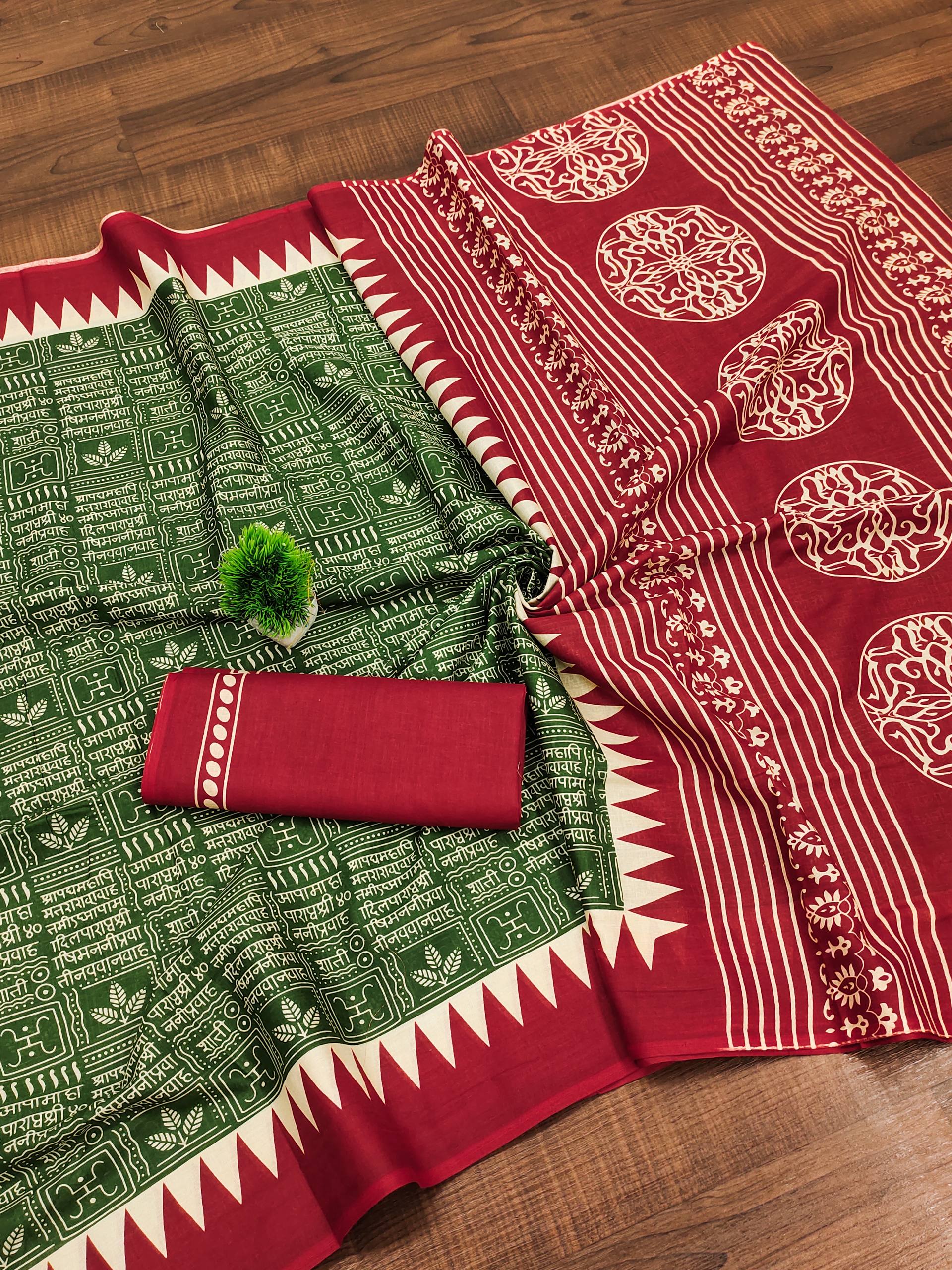 Abstract Print Mulmul Cotton Classic Saree
