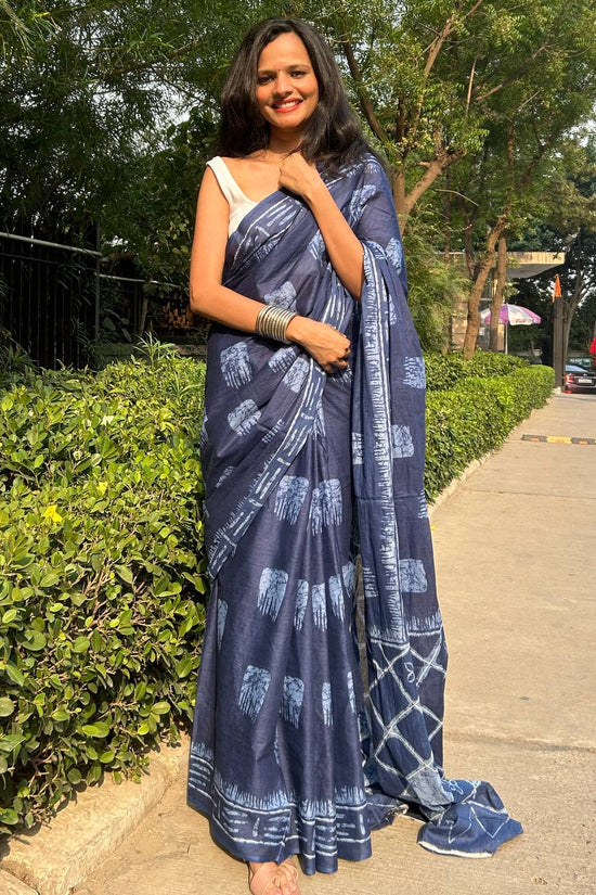 Mulmul Cotton Abstract Printed Saree