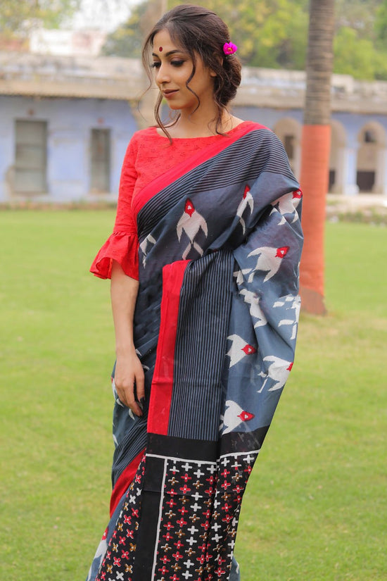 Mulmul Cotton Ikkat Print Saree