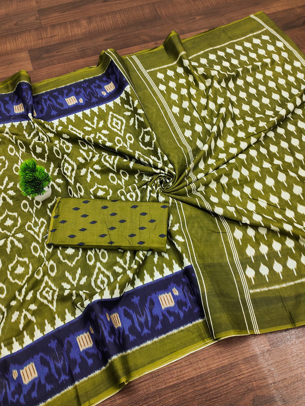 Ikkat Hand Block Print Mulmul Cotton Saree