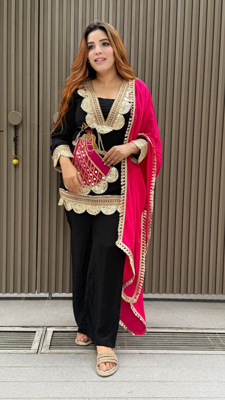 Festive Rani Pink Kurta Set with Peacock Embroidery & Gota Work