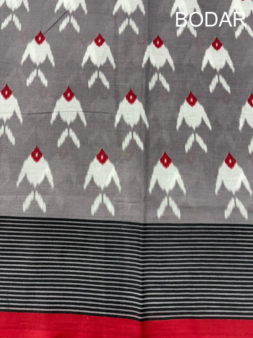 Mulmul Cotton Ikkat Print Saree